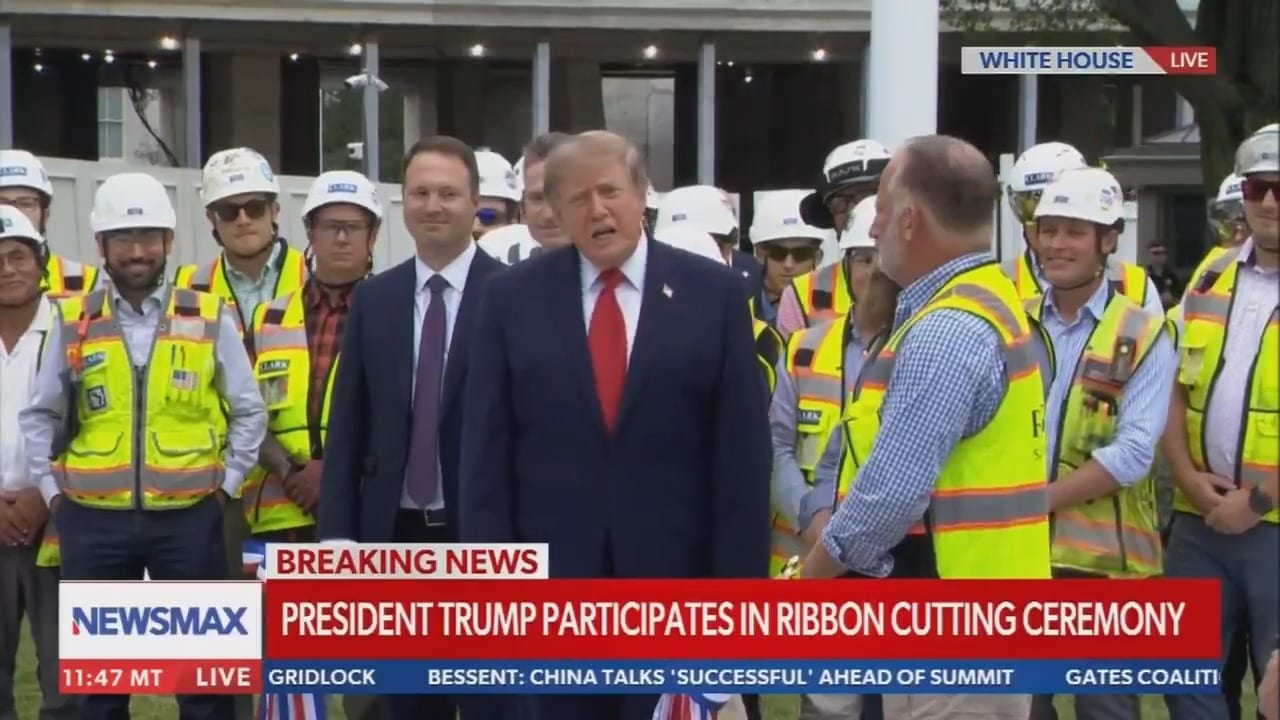Trump's Mic Cut During Helicopter Tunnel Announcement in Latest Press War Twist