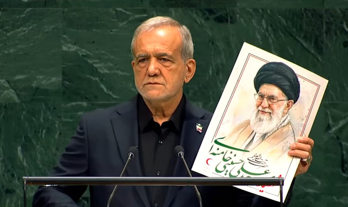 Iran's President Displays Khamenei Photo at UN, Blasts US and Israel