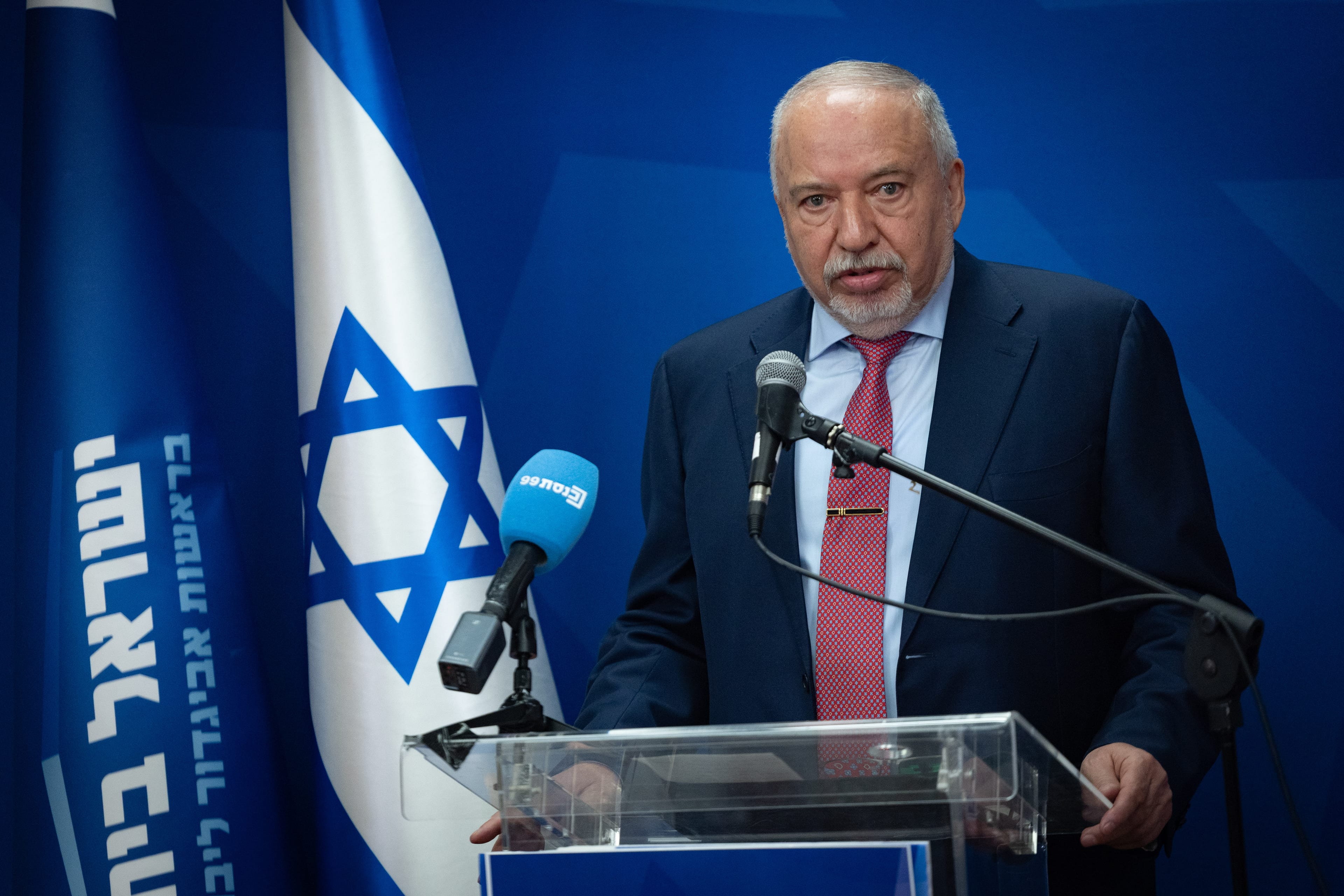Liberman: Jordan Should Manage Parts of Judea and Samaria