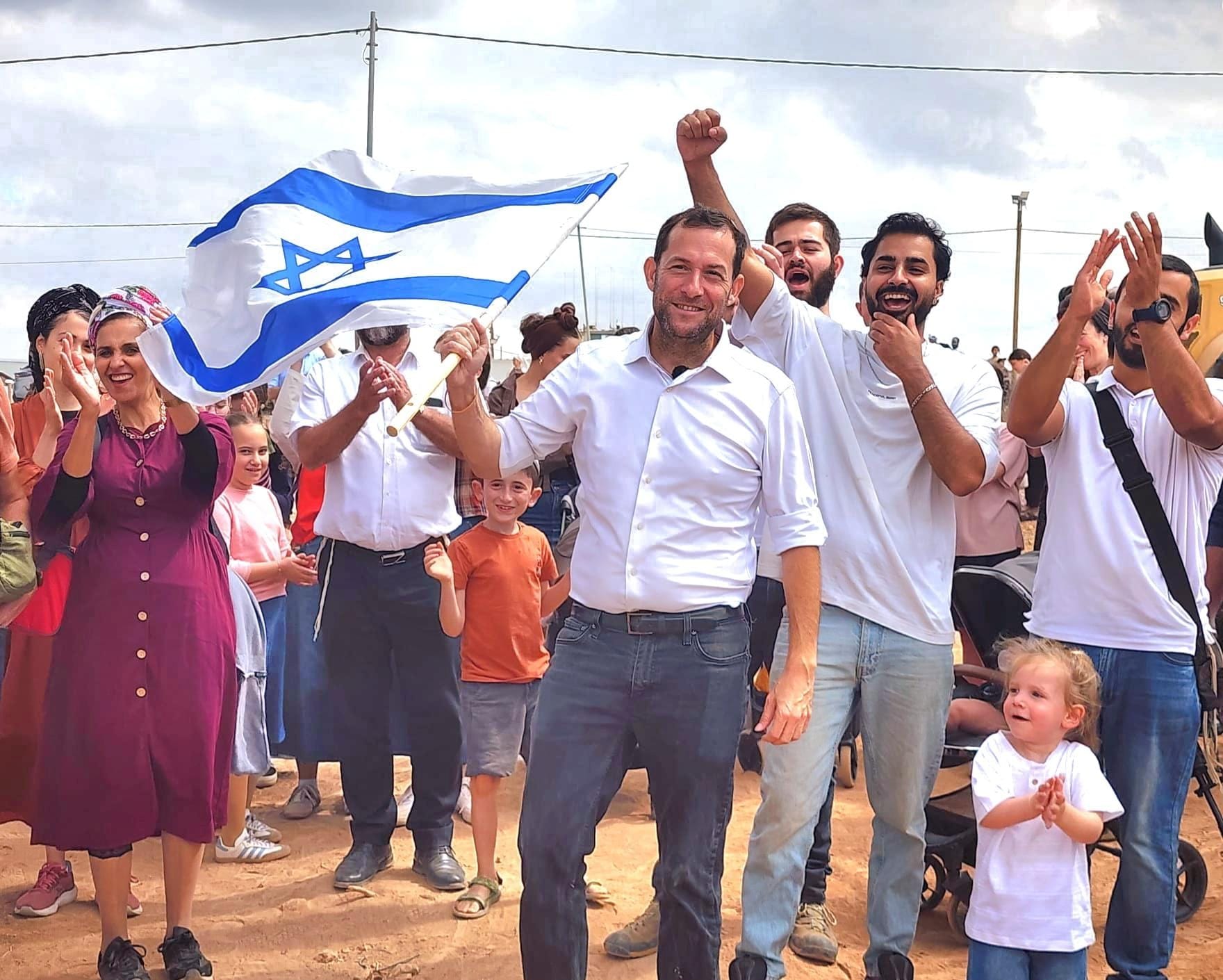Over 10,000 Israelis March to Ganim and Kadim, 21 years after Expulsion