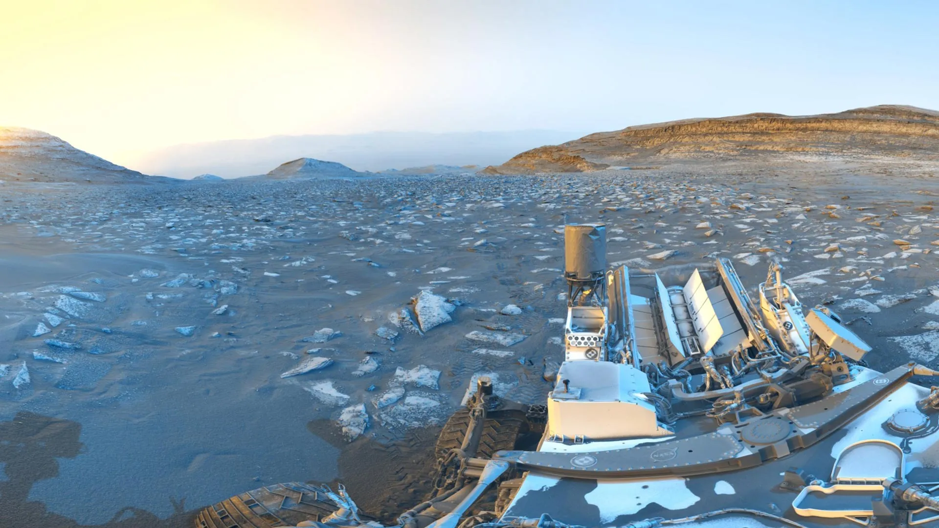 NASA Rover Marks 5,000 Martian Days With Stunning Panorama From the Red Planet
