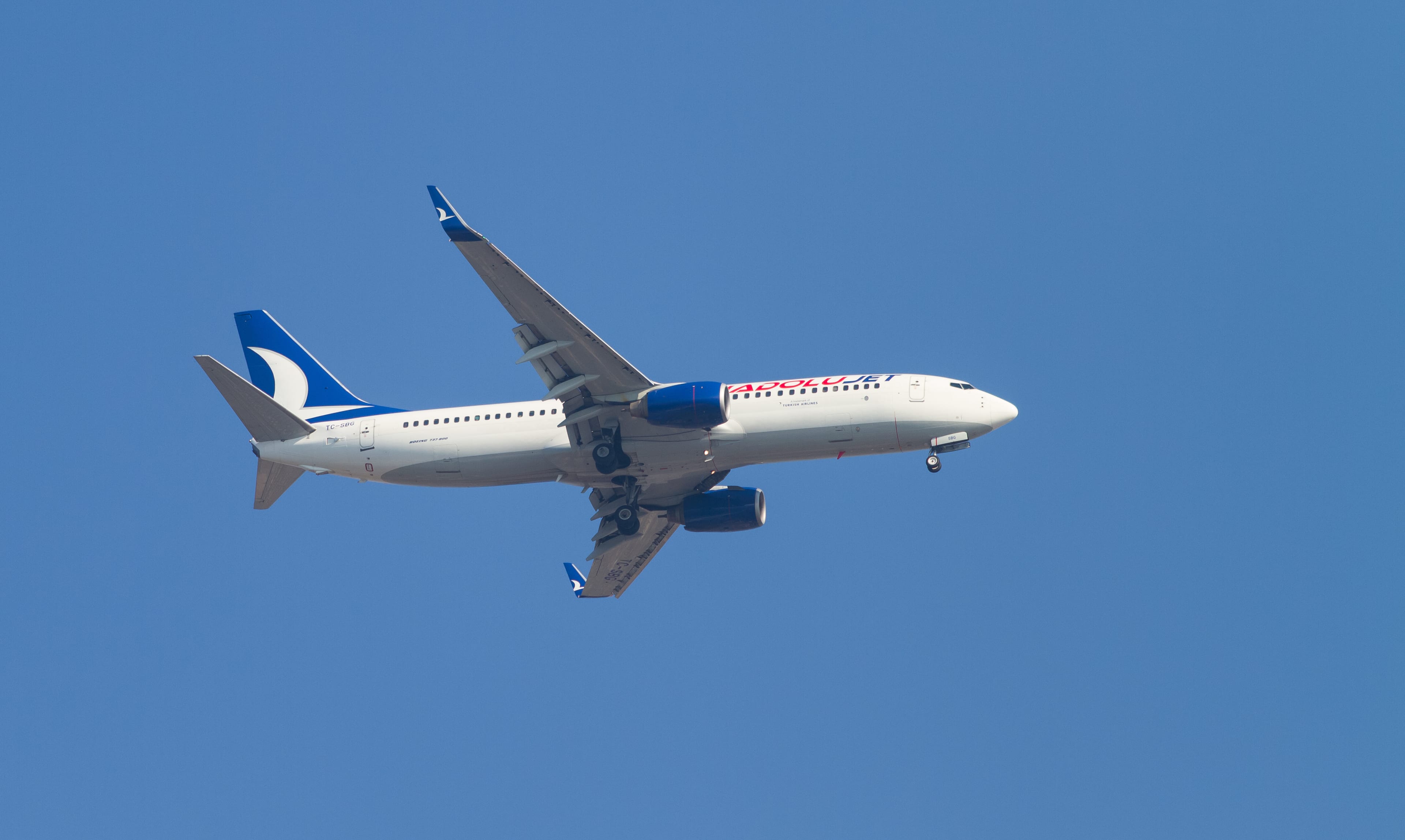 Turkish Passenger Plane Evacuated After Note Warns of Explosives on Board