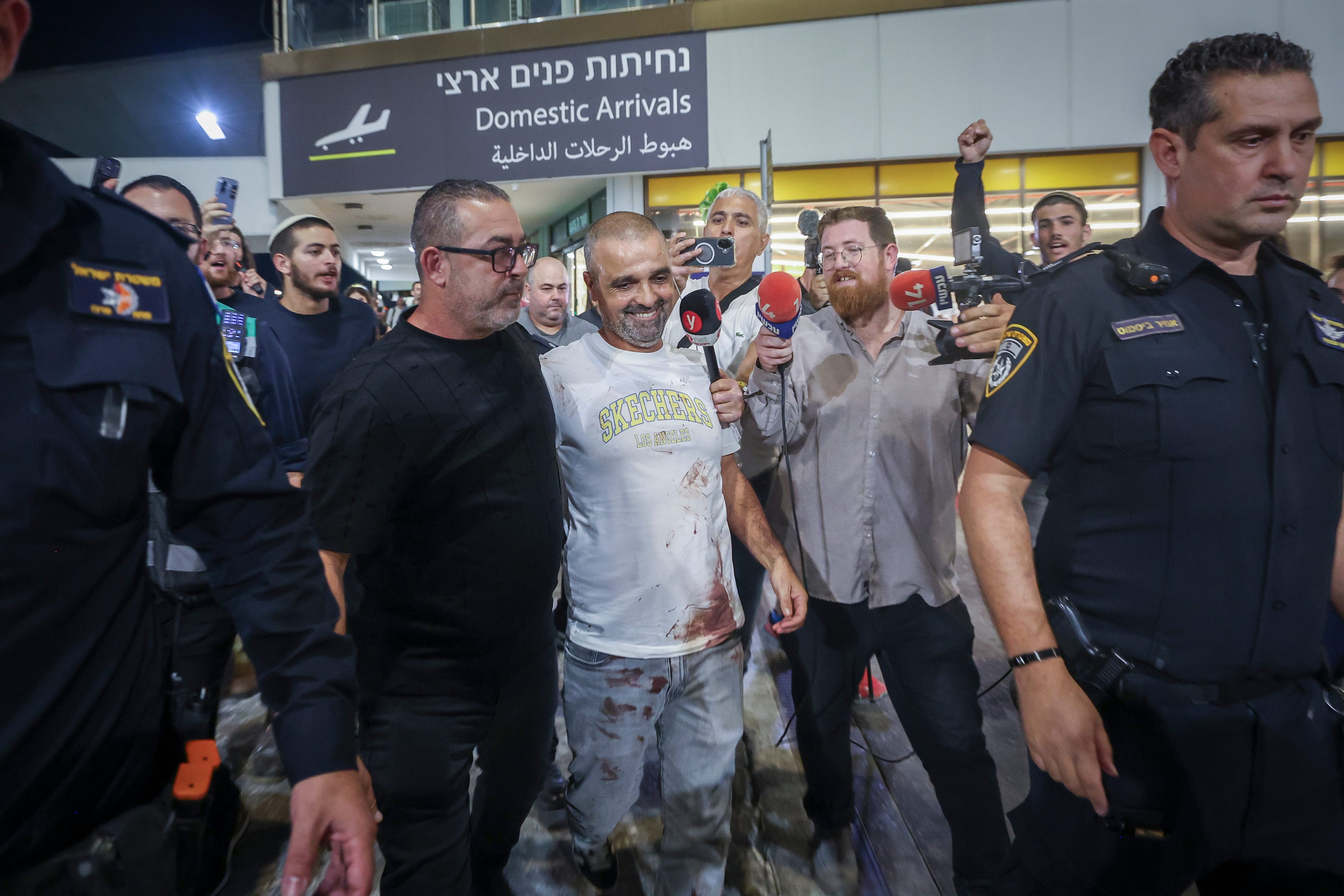 Flydubai Passengers Five Days on: "I'm Reliving the Flight Constantly"