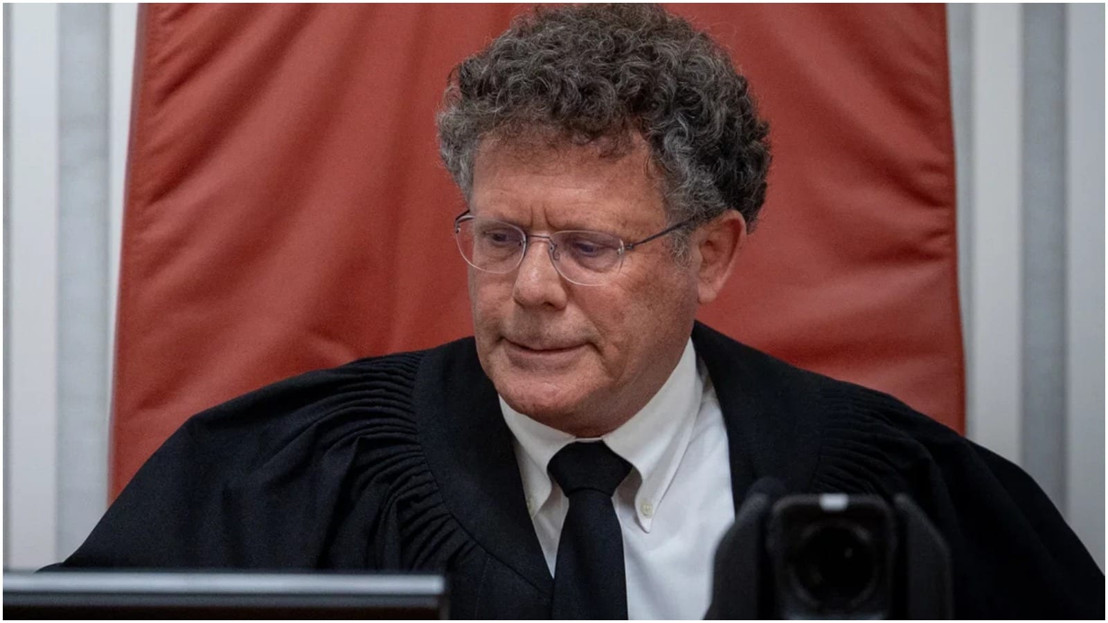 Chief Justice Amit Apologises over 'Kosher Phone' Remark: I did not Mean to Offend the Chareidi Sector