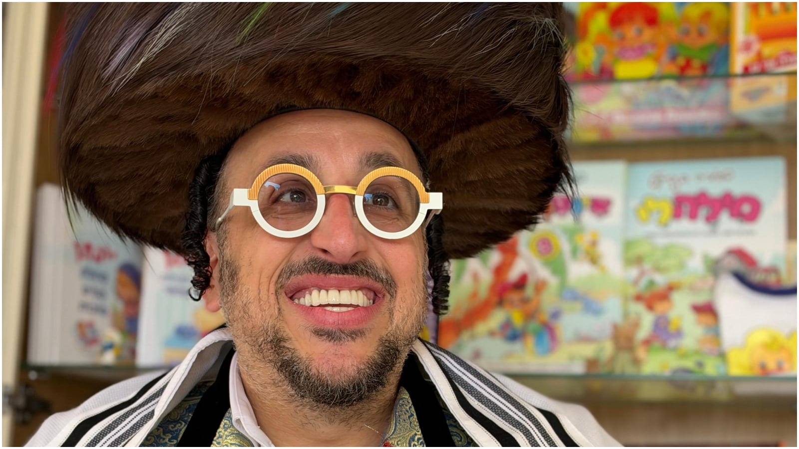 Lipa Schmeltzer: I Want to Move to Israel
