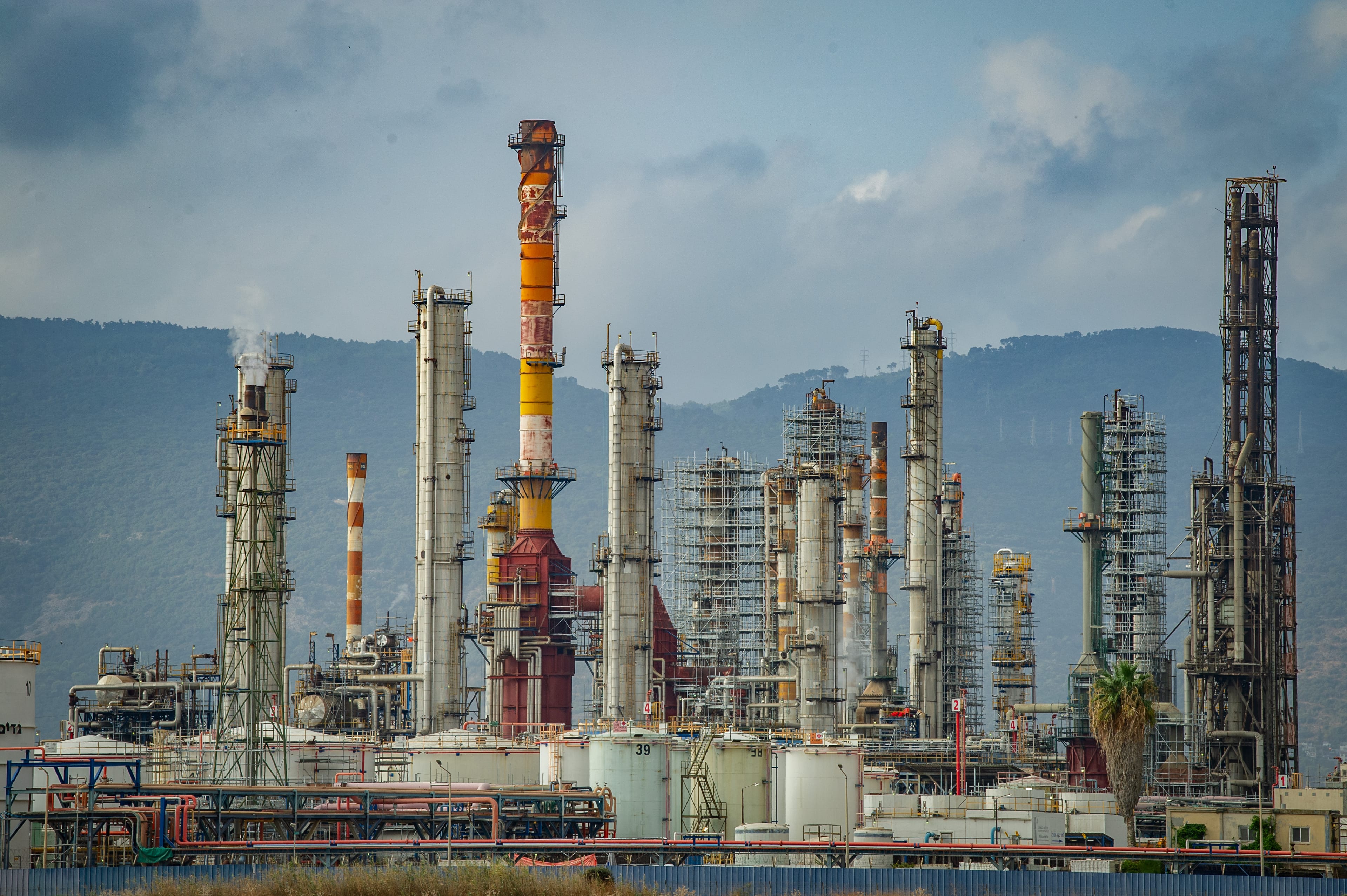Health Ministry Lifts Lockdown Order for Kiryat Ata Schools After Benzene Levels Drop