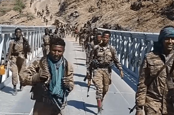 Ethiopian Troops Advance to Eritrean Border as War Drums Beat in Horn of Africa
