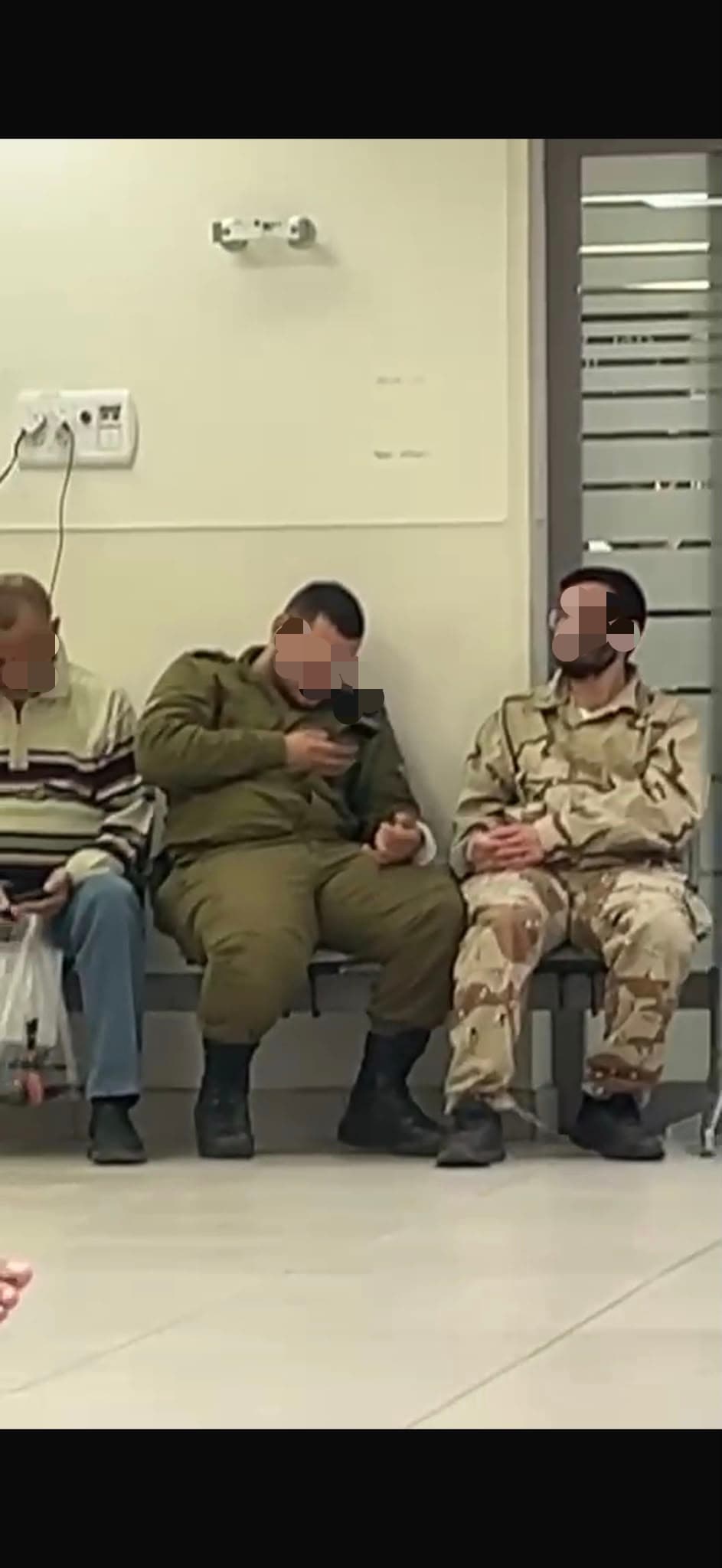 Yeshiva Bochur Shackled Hand and Foot in Hospital after Arrest at Taba Crossing