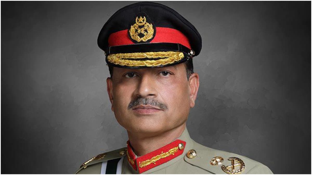Pakistan's Army Chief Carried US Nuclear Ultimatum to Tehran, Al-Akhbar Reports