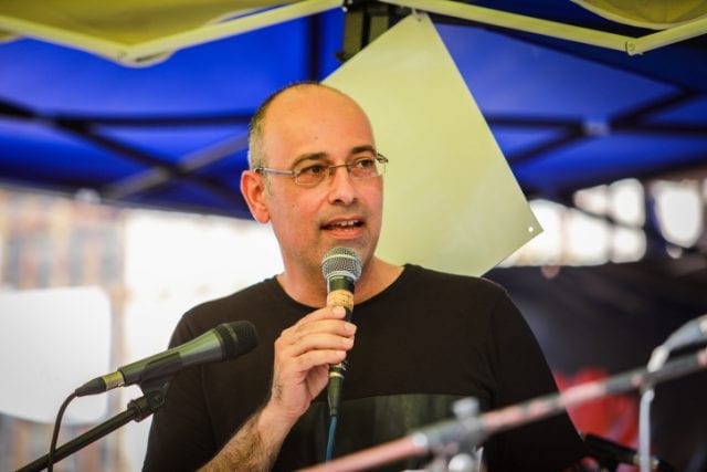 ירון זליכה מבהיר: אין סיכוי שאשב איתו