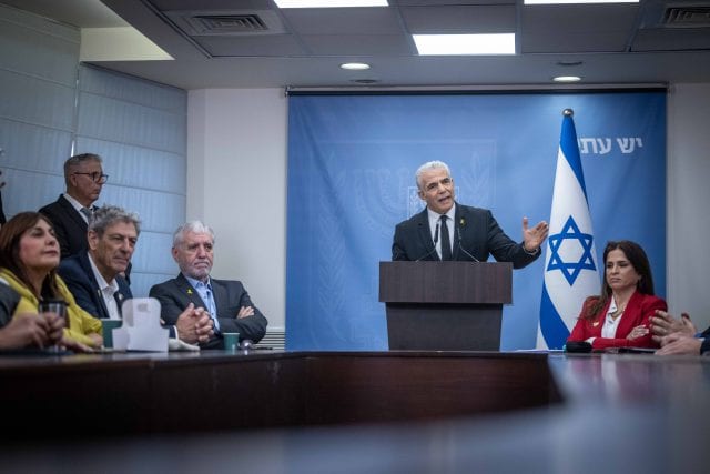 הלם ב'יש עתיד': אלו הח"כים שצפויים להמשיך בכנסת הבאה