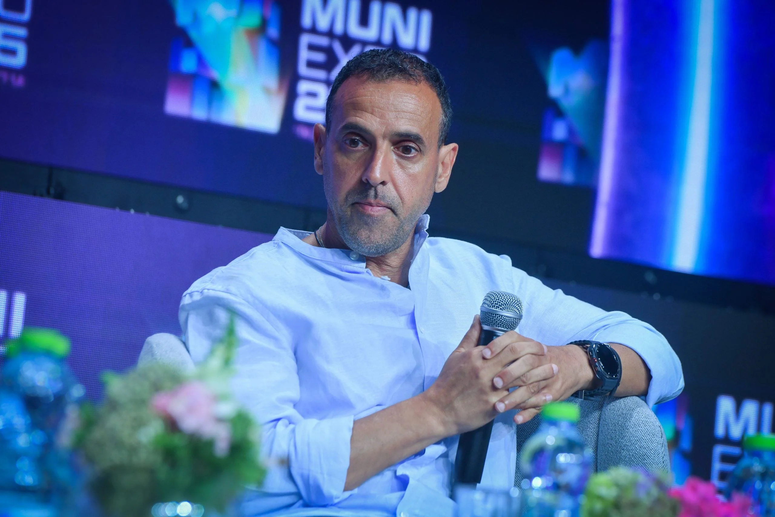 אלי שרעבי: "ציפיתי שמישהו יעדכן אותי על זה"