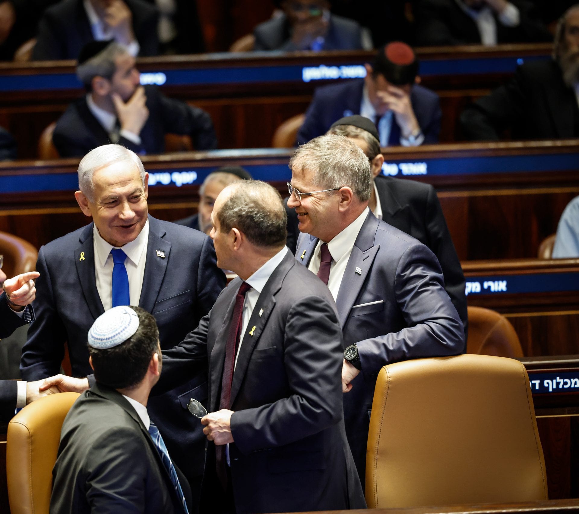 השר מהליכוד מזהיר: הוא זורק 2-3 מנדטים לפח