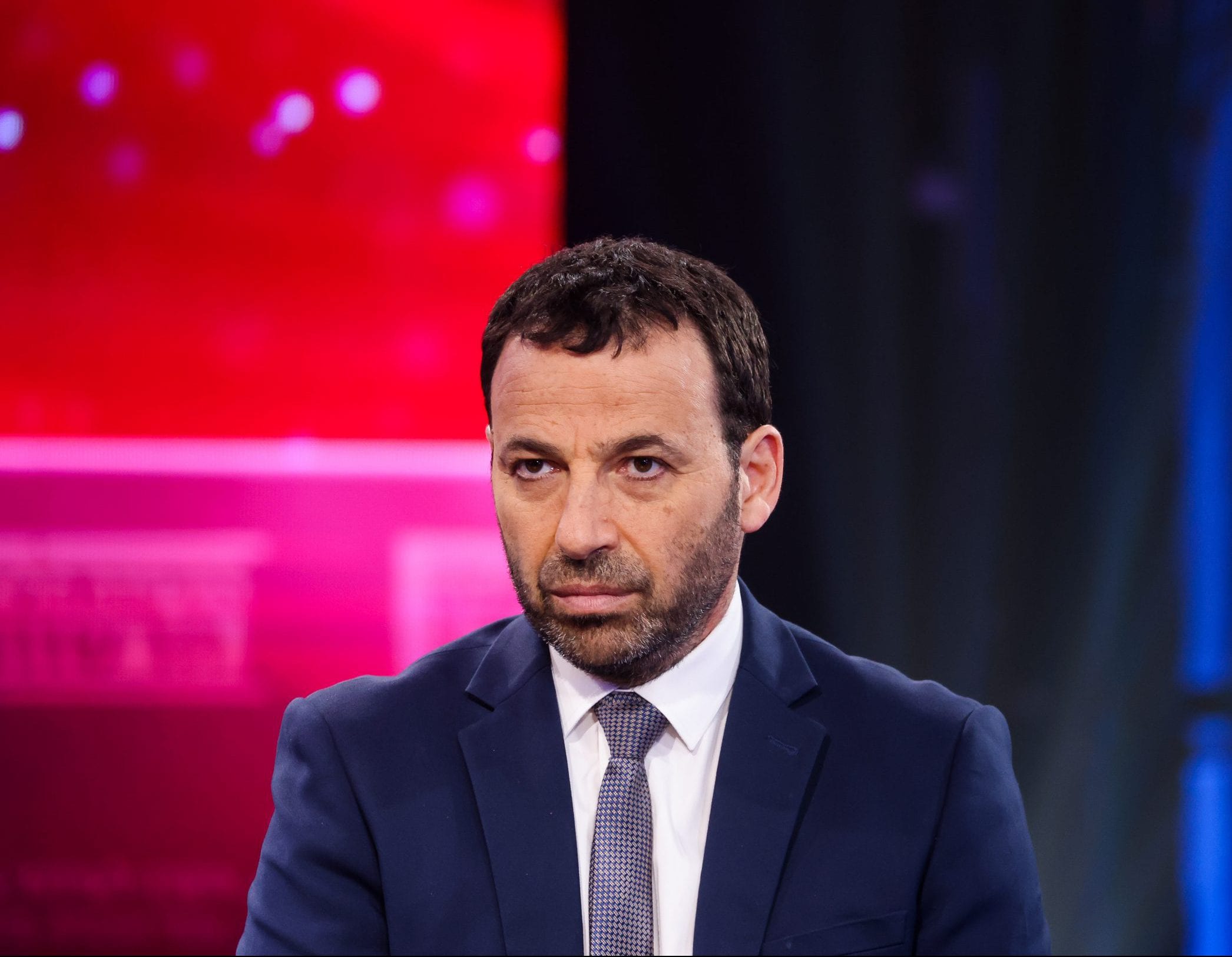 דרוקר נגד הגרסה הישראלית: חיזבאללה לא היה זה שהפר את האש