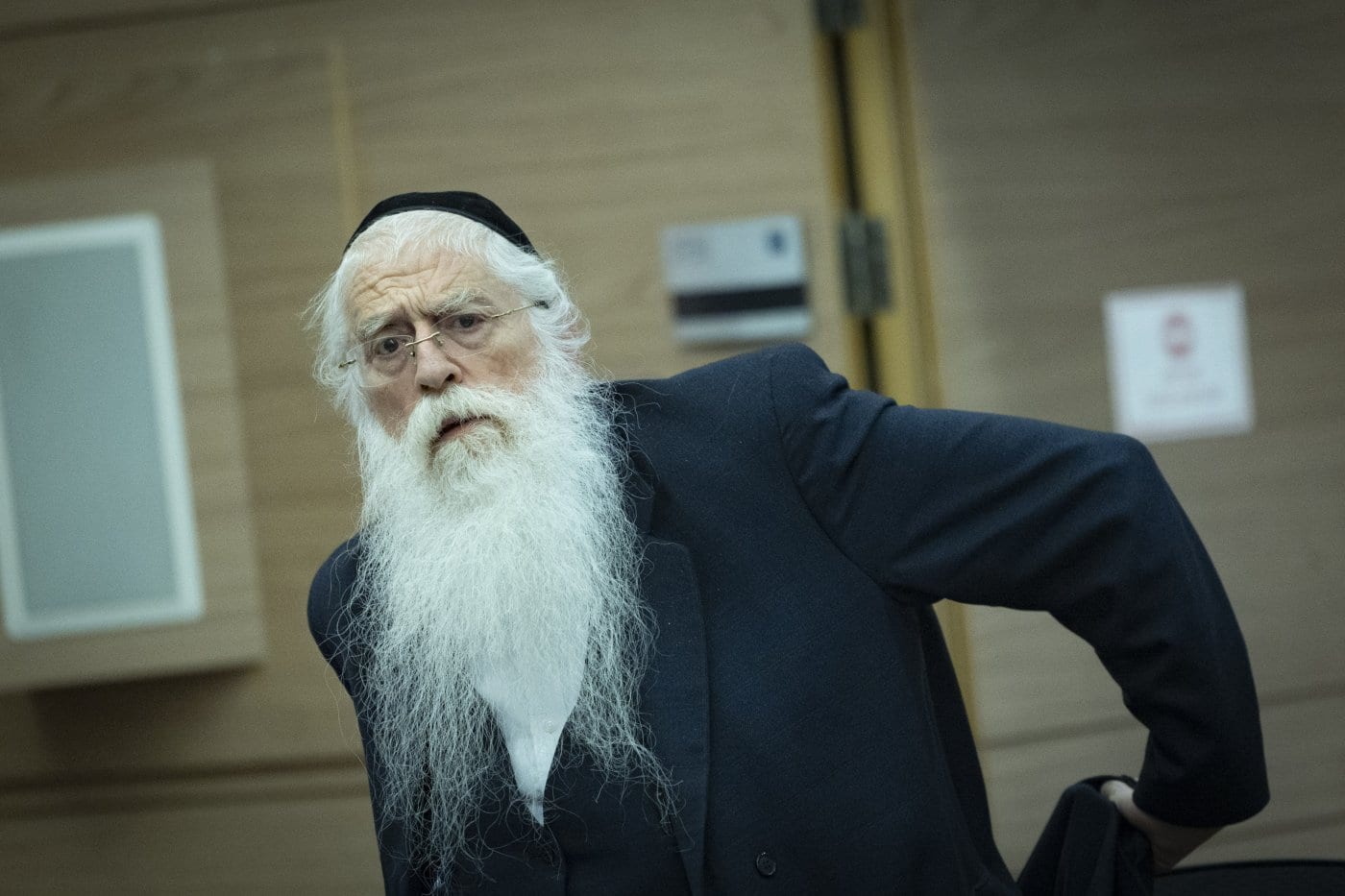 דרמה ביהדות התורה: השר הודיע על פרישה והקמת סיעה חדשה