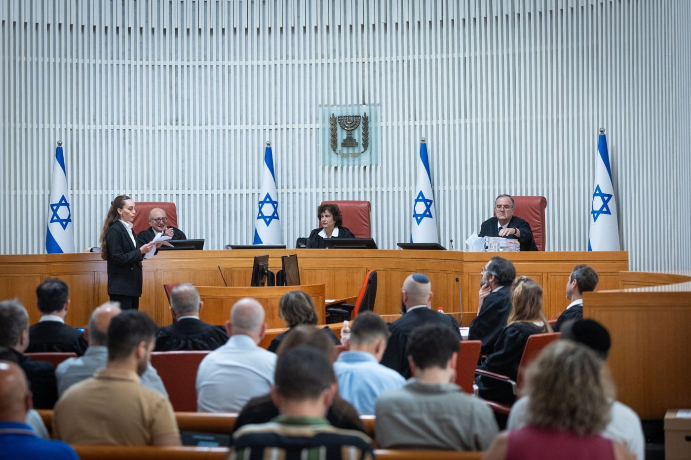 נתניהו יפסיד? בג"ץ דן בעתירות נגד השימוש במידע על מצביעים בקלפי