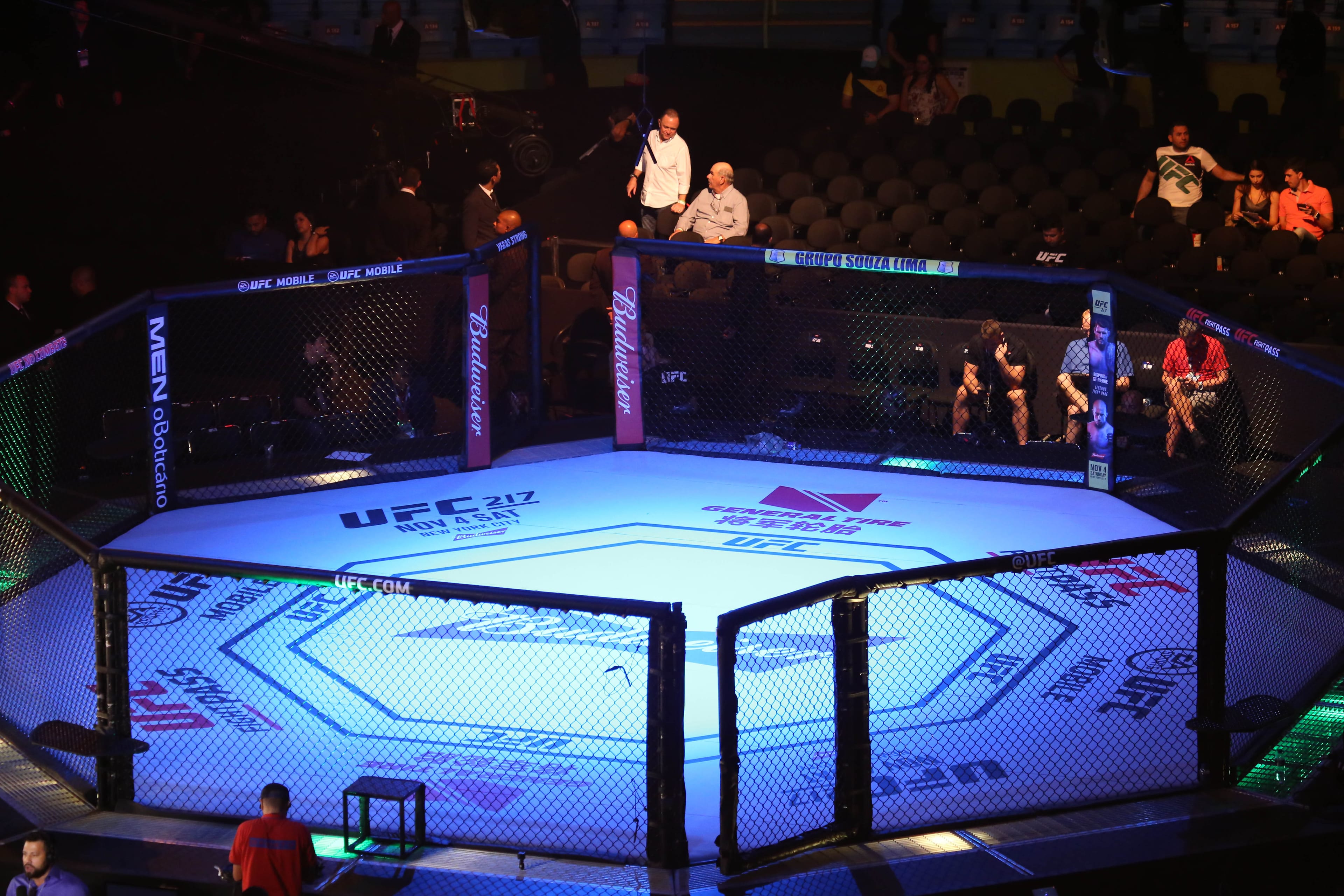 בגיל 34 בלבד: לוחם ה-UFC נמצא מת בביתו