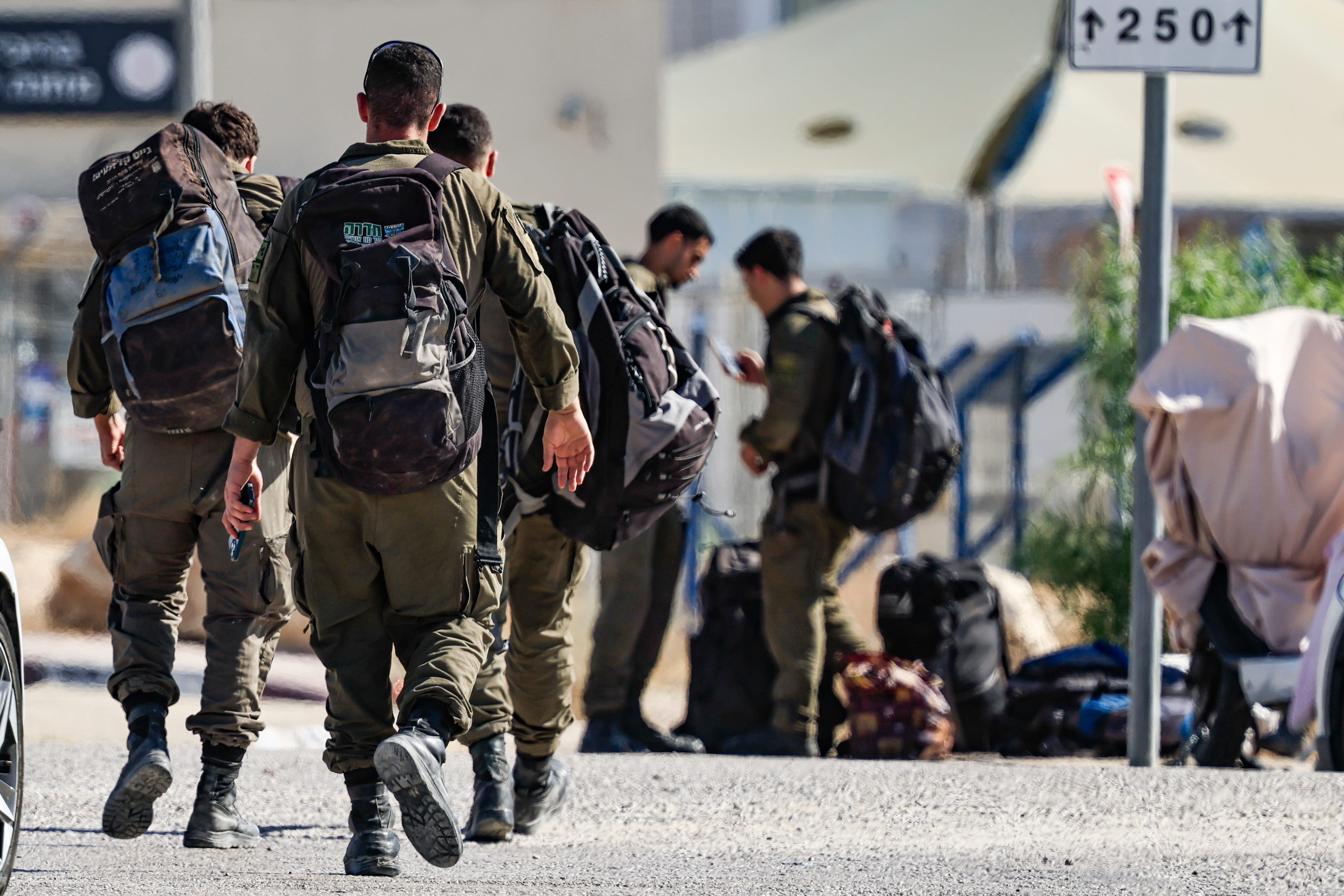 המורדים האחרונים בגבעתי נשלחו לכלא והודחו מלחימה