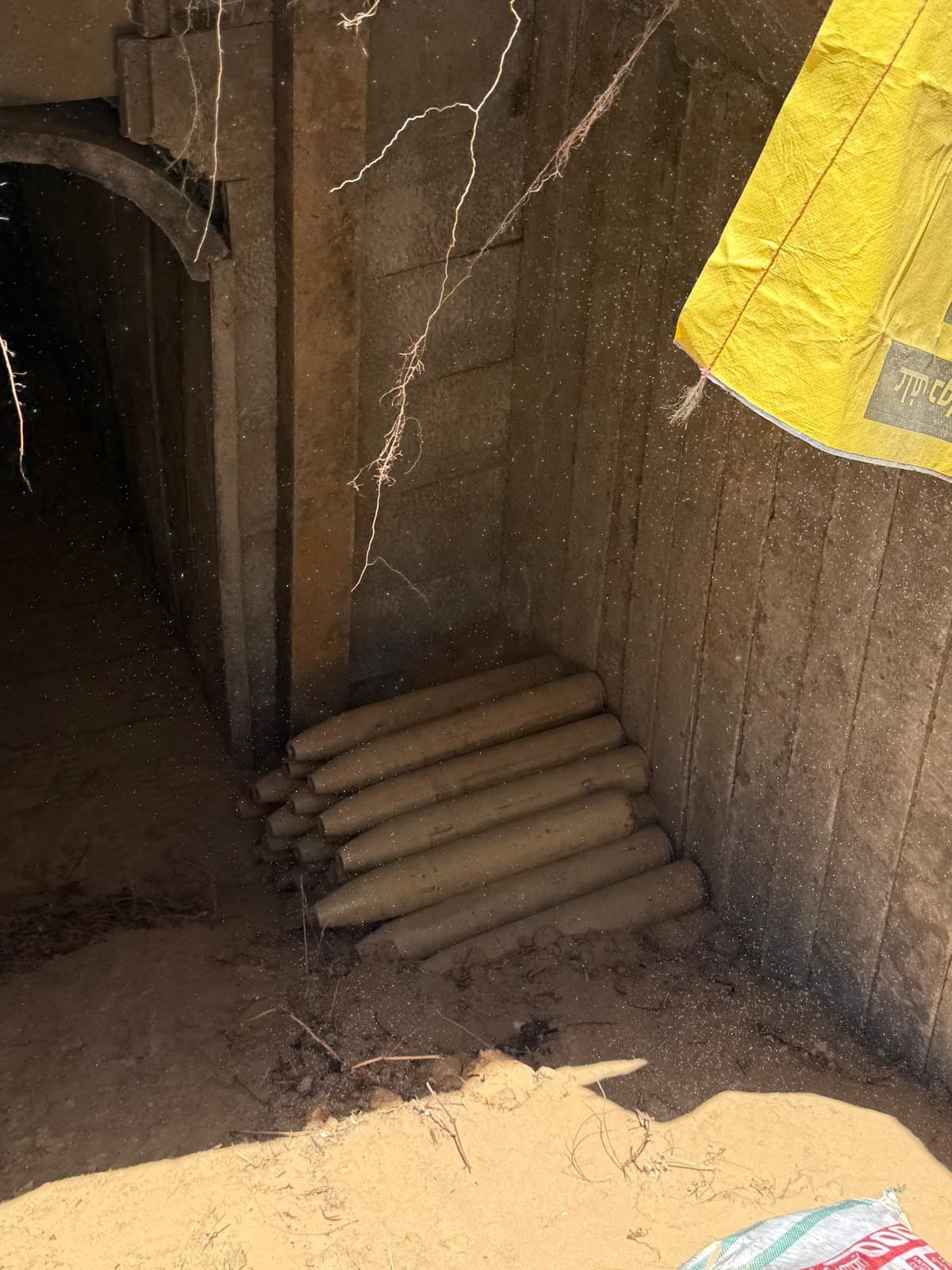 צה"ל חושף מנהרת טרור ענקית עם עשרות רקטות בדרום עזה