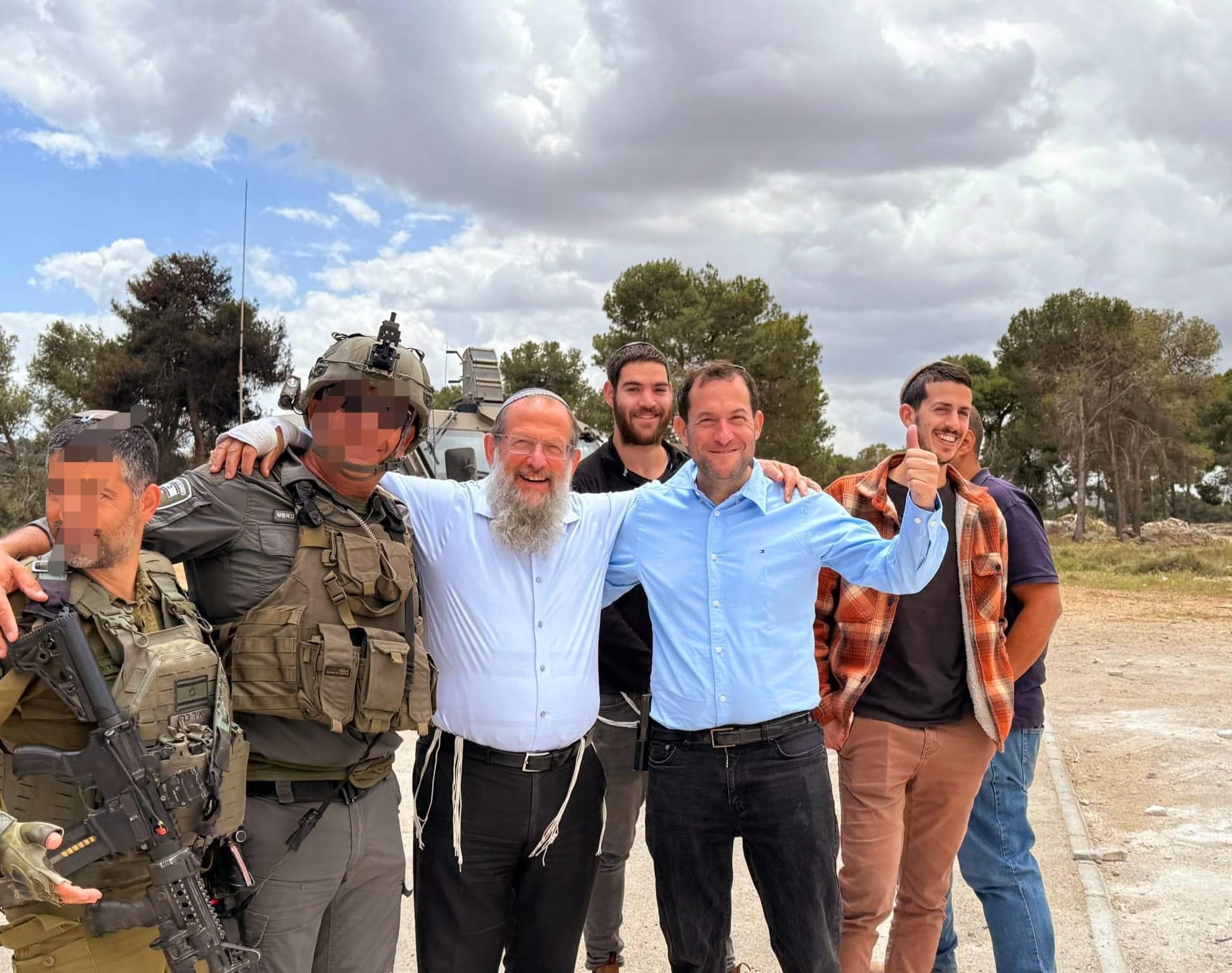 היסטוריה: הקרוואנים הראשונים הגיעו הבוקר לכדים שנעקר בגירוש