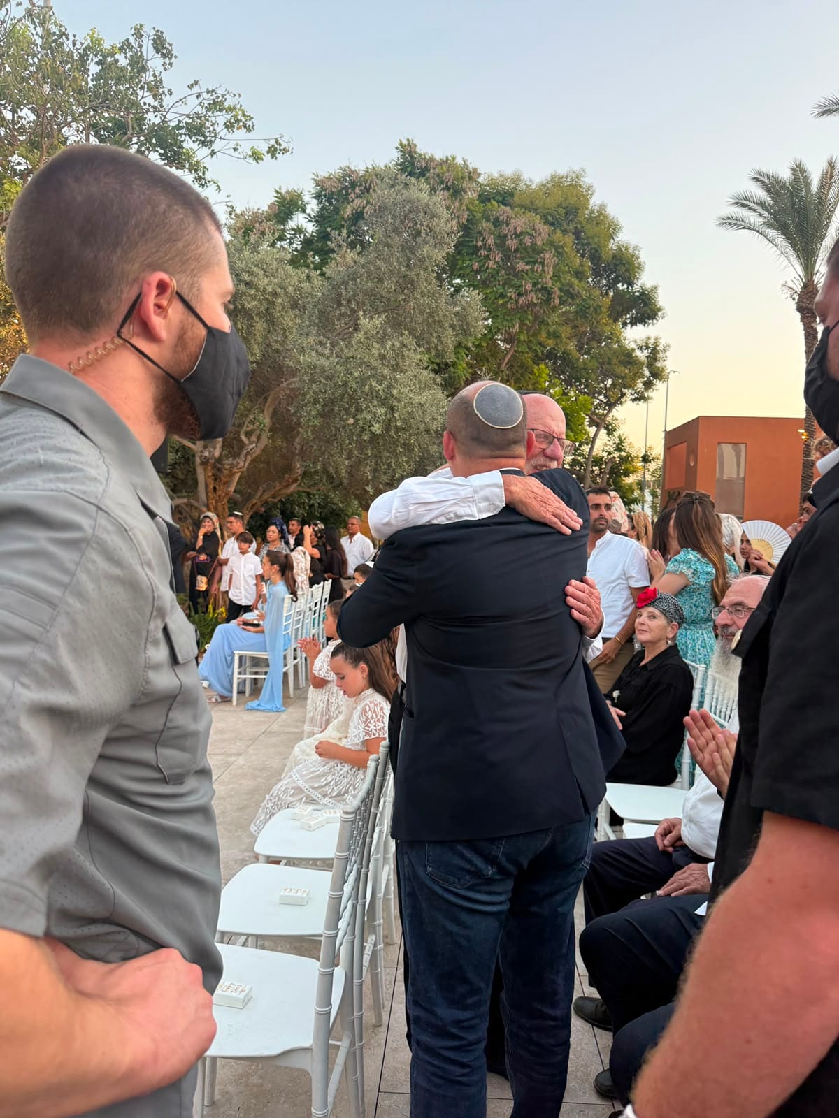 בנט חוזר לאירועי הציונות הדתית - והרב מדן קיבל אותו בחום