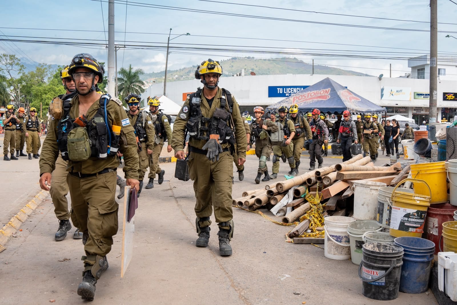 שיחה מרגשת בין מפקד משלחת צה"ל ושר ההגנה של קולומביה