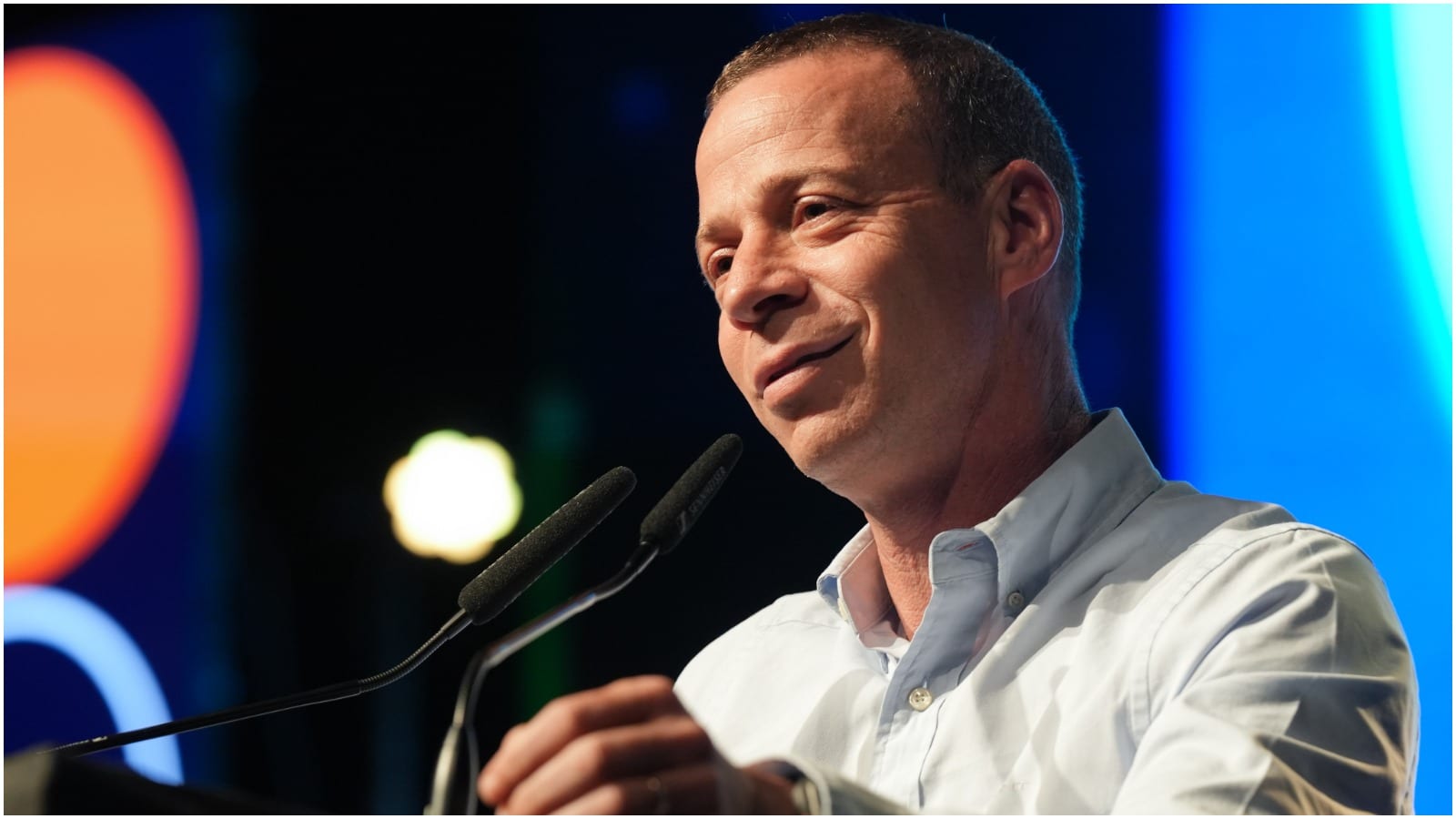 עמית סגל בבשורה מפתיעה לעוקביו ברשת