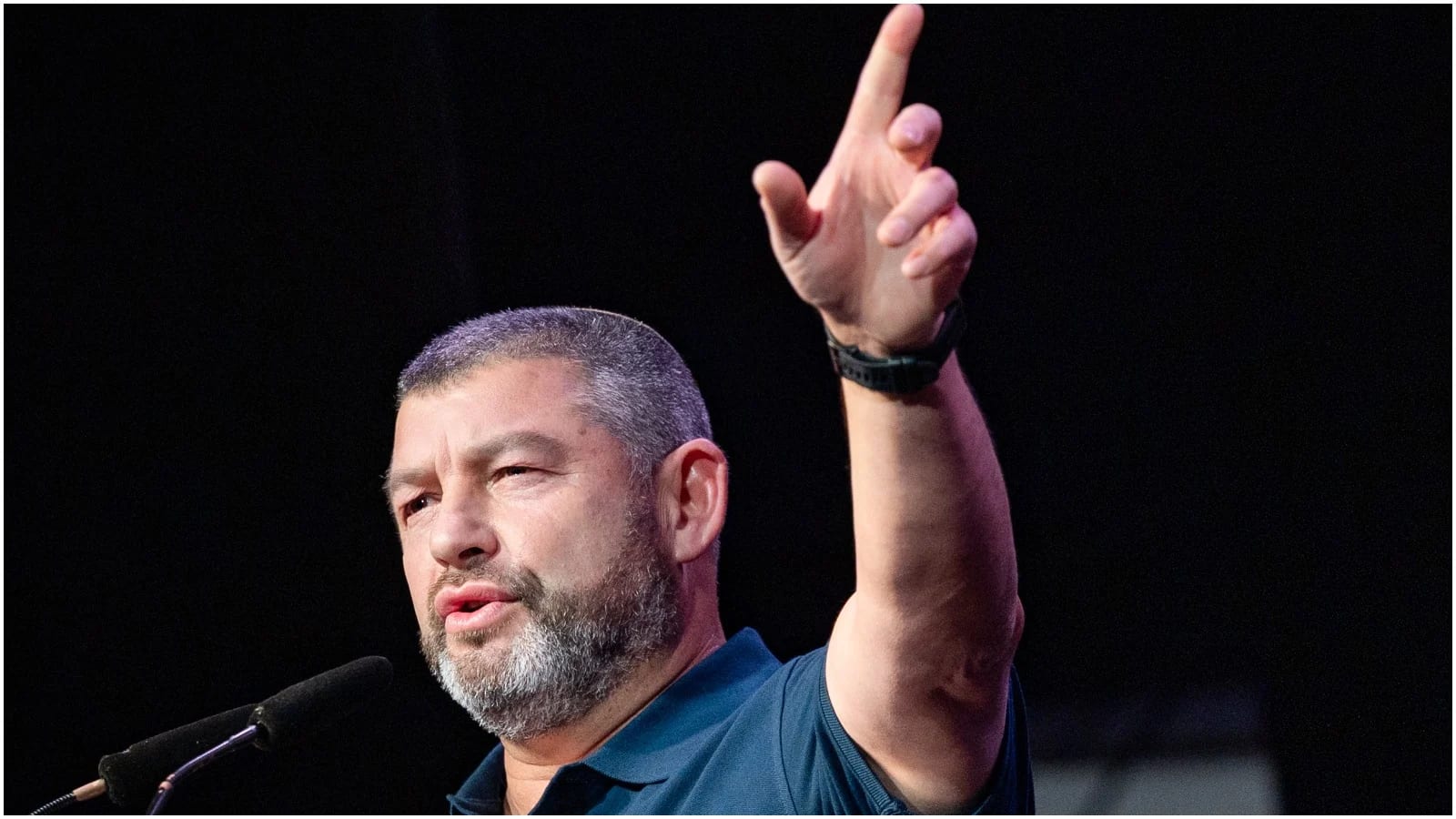 המצטרף החדש לוינטר משיב אש: "לא נעשה זאת!"