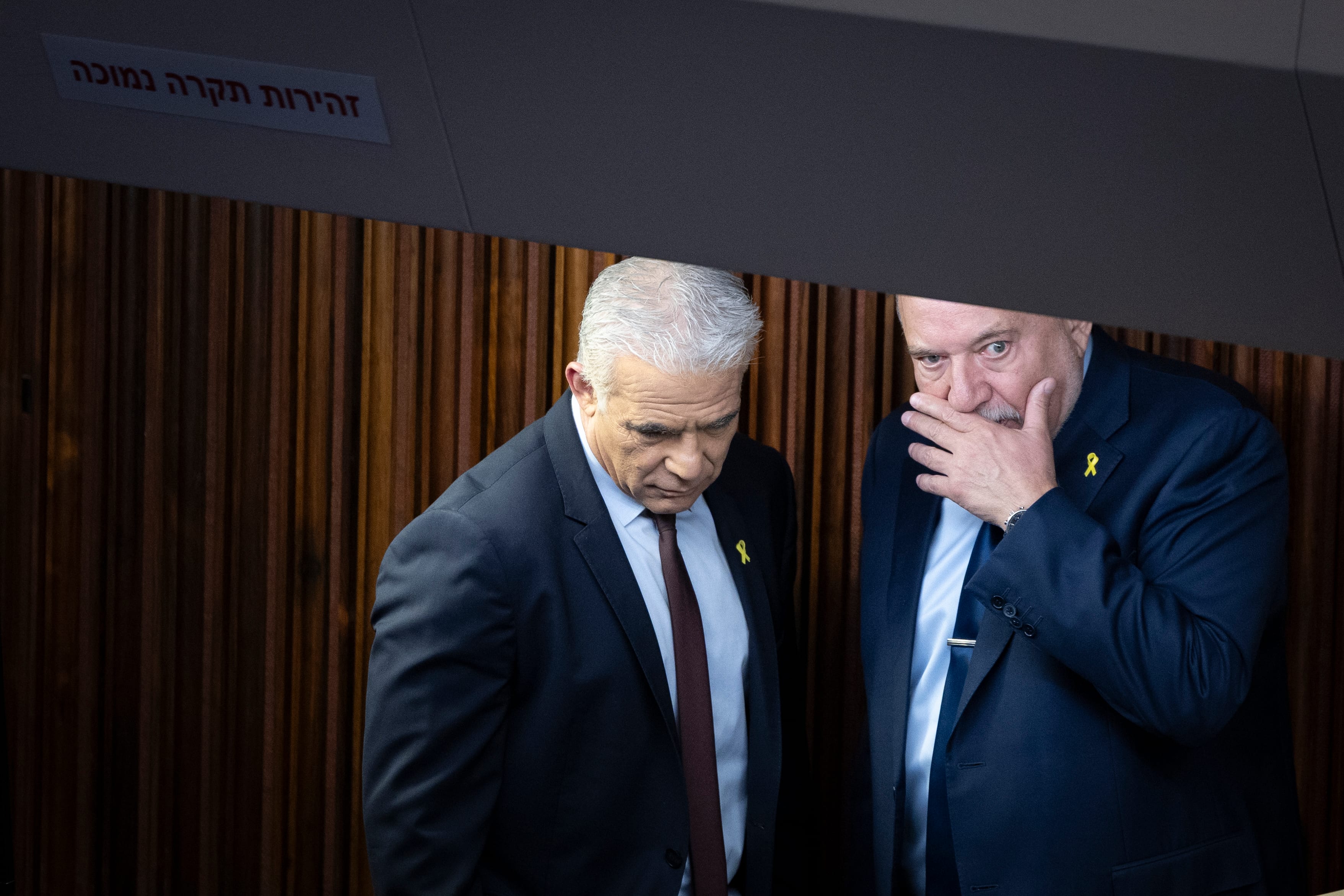 ליברמן ולפיד נפגשו בלי בנט - מה הוסכם?