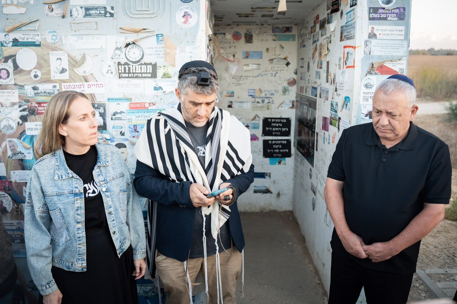 במיגונית שבה נפל ענר הי"ד; איזנקוט: "לא מינו אותו, הוא לקח אחריות"