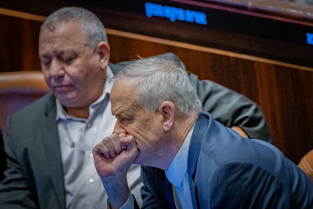 עמית סגל מזהיר: מה שהפיל את גנץ עלול להפיל את איזנקוט