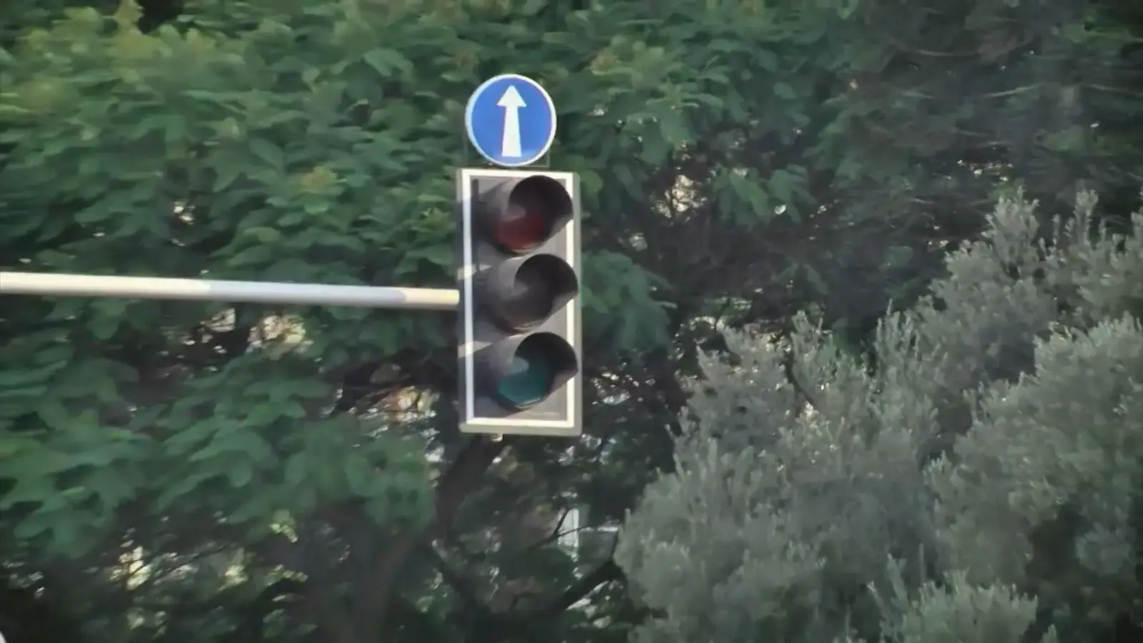 היעד: עד 2031 כל הרמזורים הבין-עירוניים ידעו לקצר פקקים
