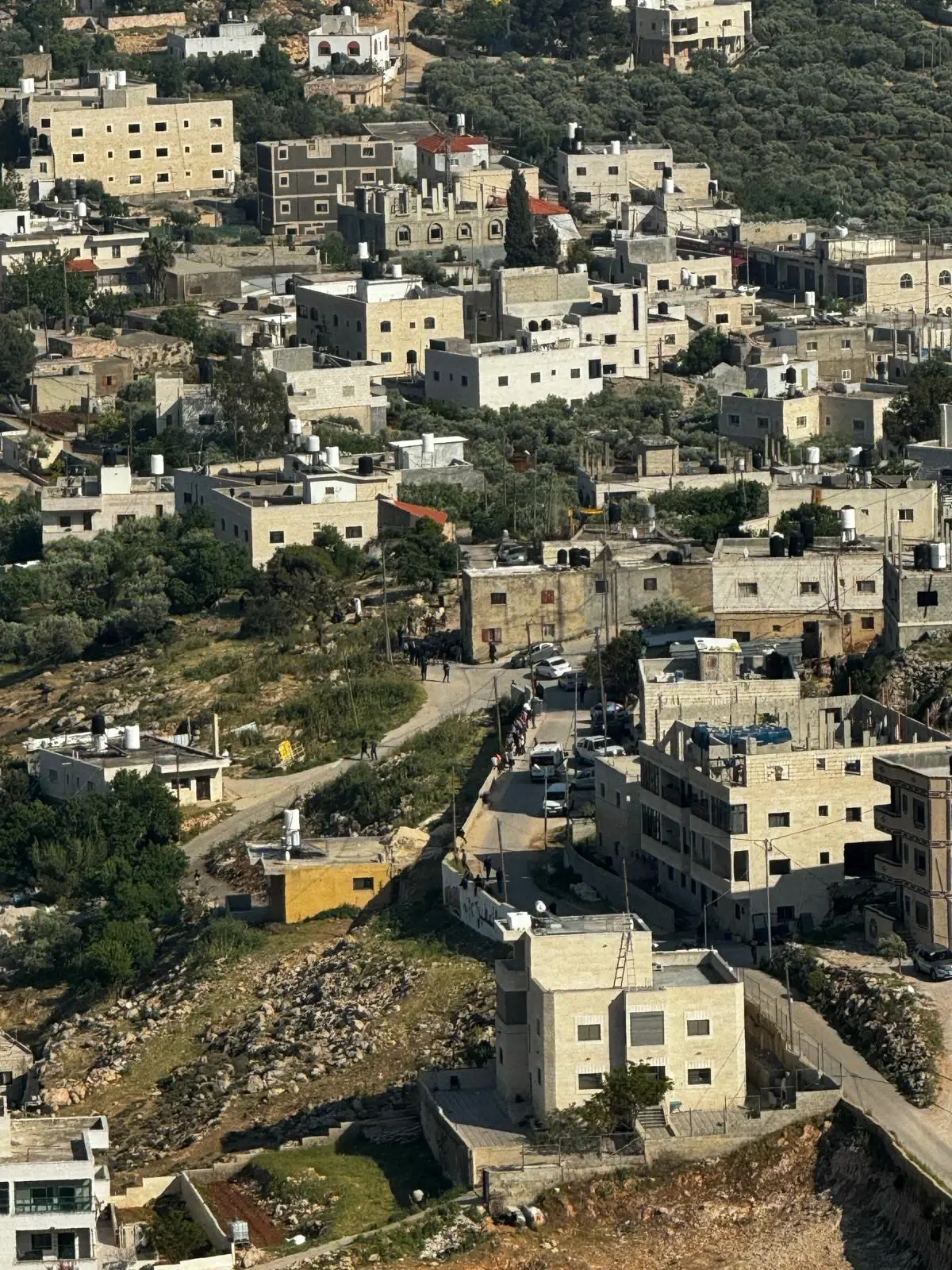 "זו אינה אדמתכם": כתב אישום כנגד בן 16 - בגין איומים ותקיפה ממניע גזעני