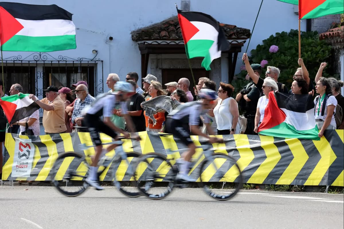 מחו נגד הספורט הישראלי, וכעת הם מסתבכים עם החוק