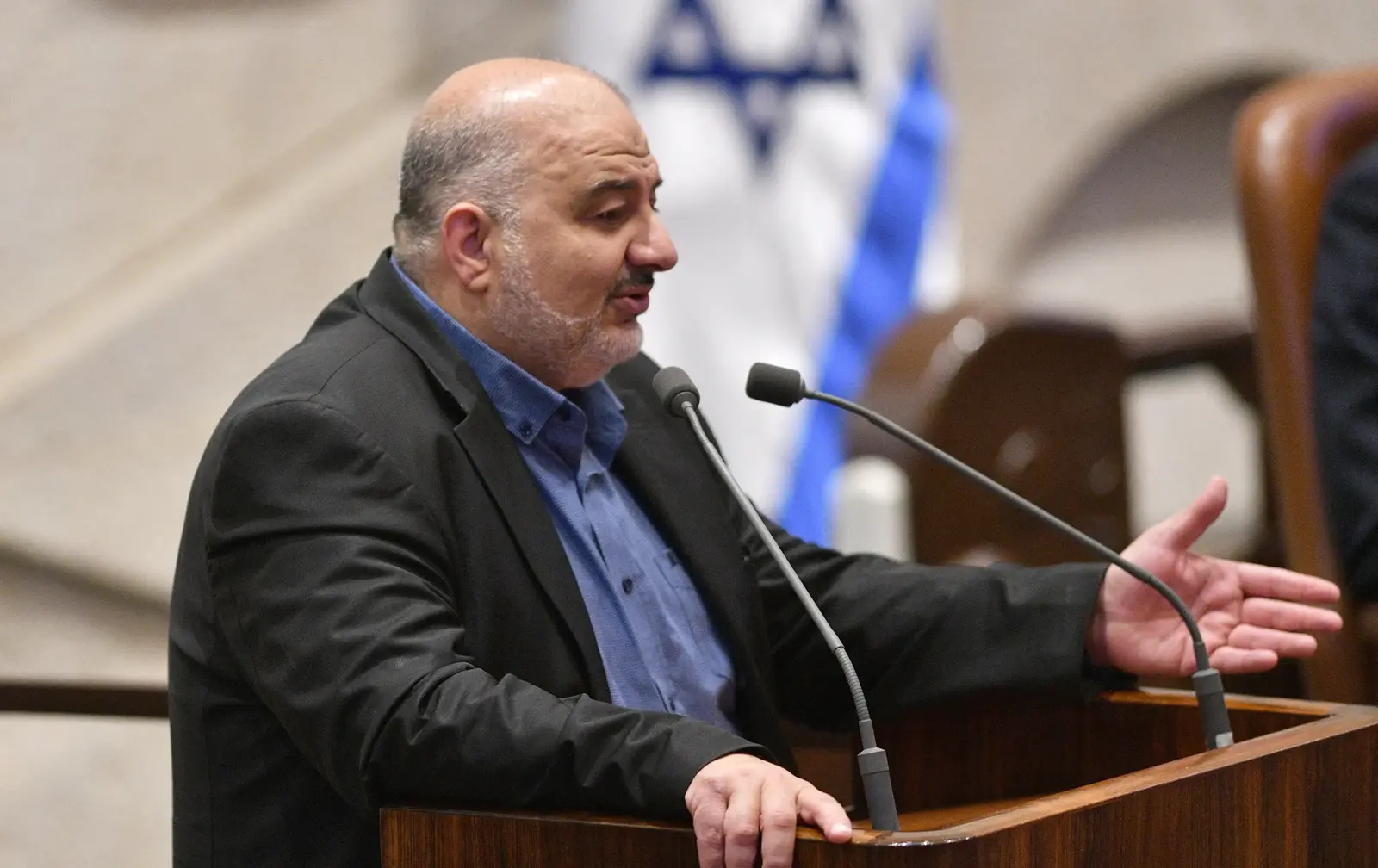 כבר לא מפחדים: באופוזיציה עשו צעד גדול לכיוון מנסור עבאס