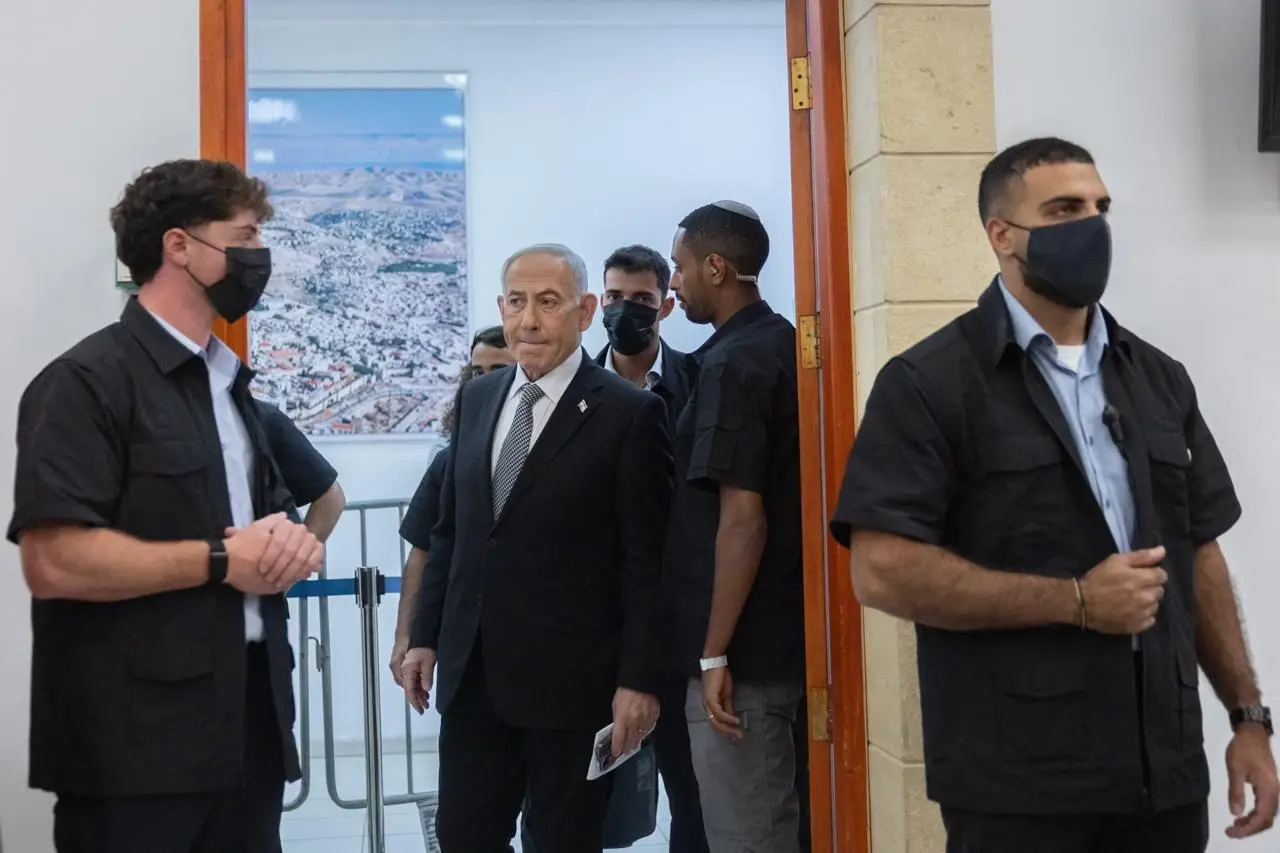 בתום פגרת הקיץ: משפט נתניהו חוזר לחיינו - לקראת מרתון דיונים לאחר החגים