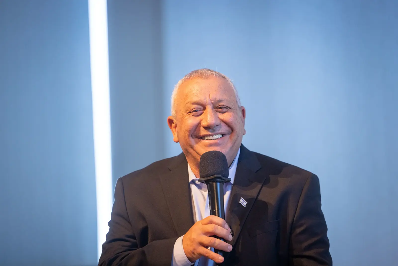 גדי, גדי תיזהר, ביבי מחפש אליבי. למי נאמן ראש השב"כ?