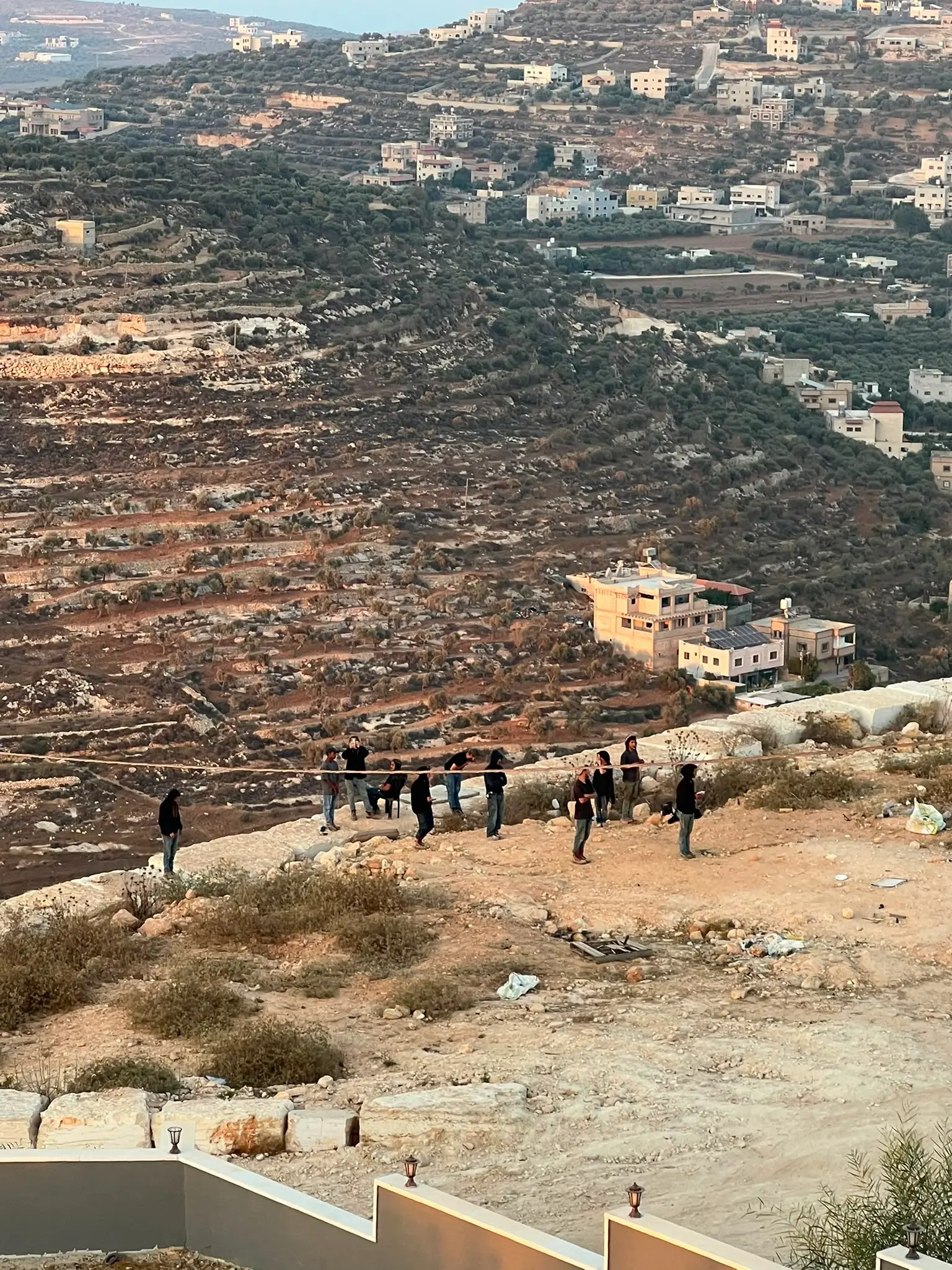 שעות אחרי הפינוי: מתנחלים שבו לבתים בקוסרא ובג'אלוד