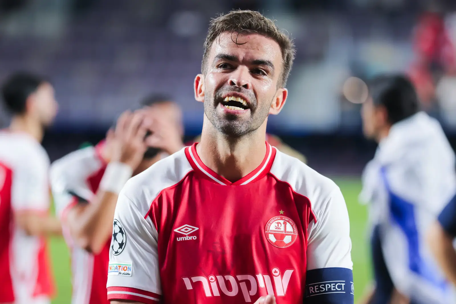 הפועל באר שבע תמריא בסגל מלא: "אנחנו פסע מהחלום"