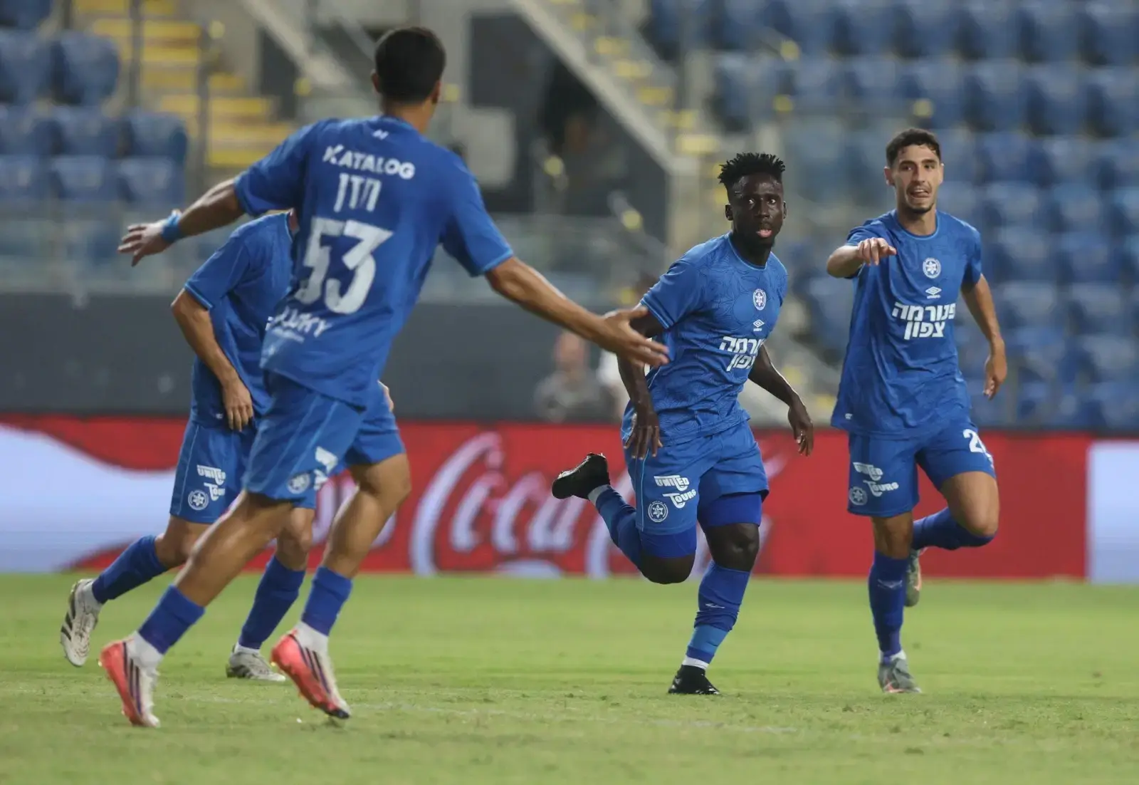 חי מליגת העל: מכבי פתח תקוה - קרית שמונה 0:2 (מחצית 1)