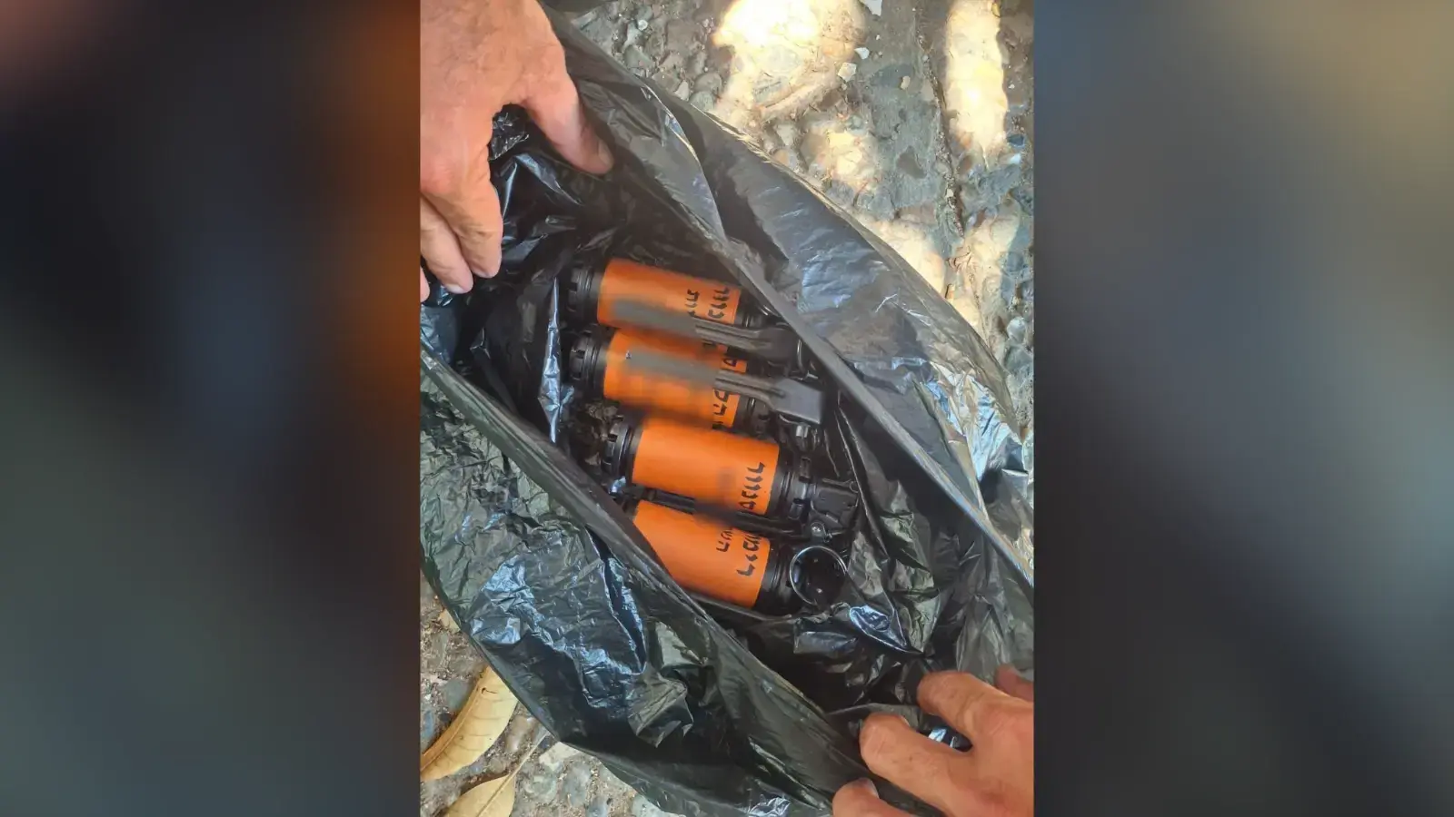 שוב אמל"ח צבאי זולג לרחוב: 4 רימוני הלם נתפסו בדירה ברמת השרון