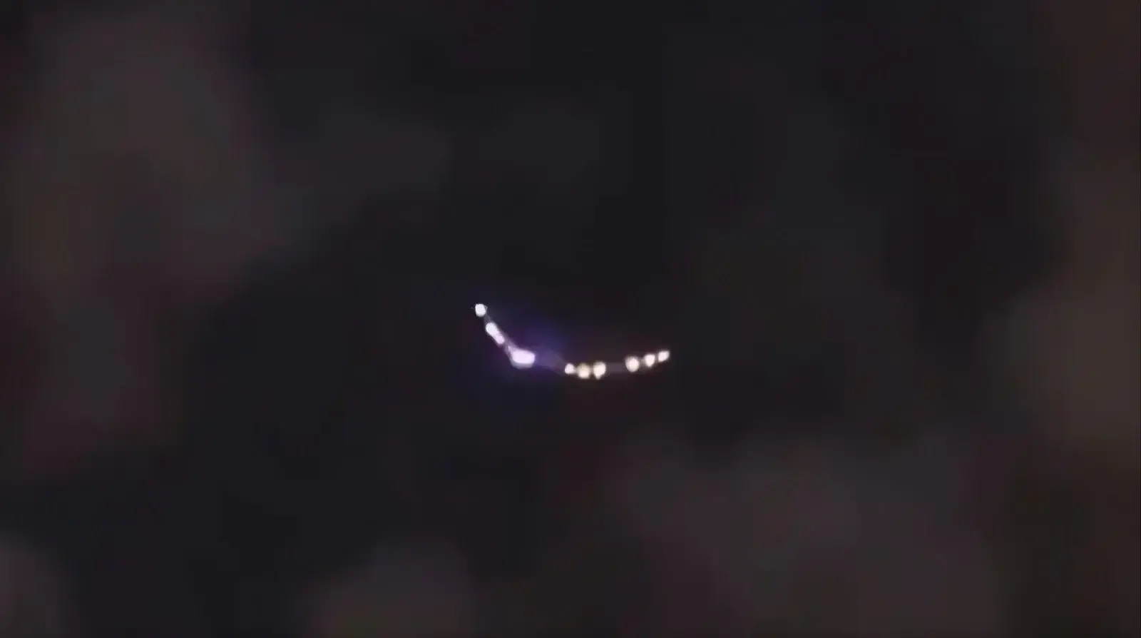 מה זה היה? האורות המסתוריים שהופיעו מעל טהרן