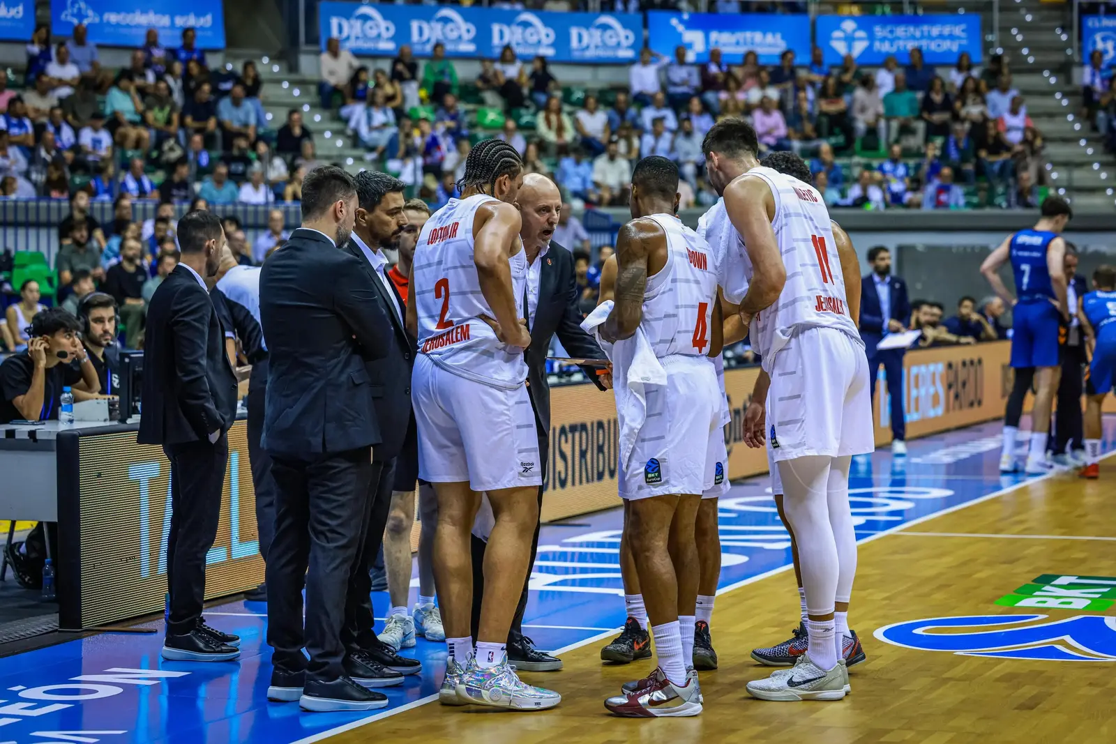 אוברדוביץ' נשם לרווחה: "מה שחשוב זה שניצחנו בסוף"