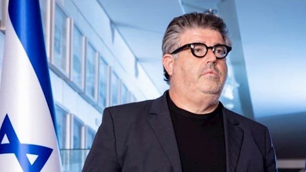 רני רהב מציין 40 שנה: "קורא לכולכם להרים איתי שמפניה"