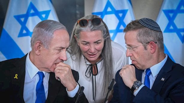 מזכיר הממשלה בדרך החוצה: הג'וב החדש שהוצע לו נחשף