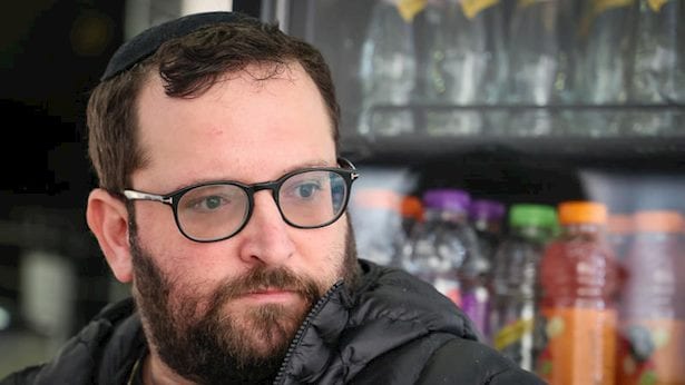 יונתן אוריך עוקץ ברשת: "העלוקות זקוקות לינון מגל ולעמית סגל"
