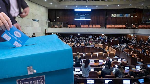 מי מחרים את מי: יצאנו לבדוק את כל המפלגות