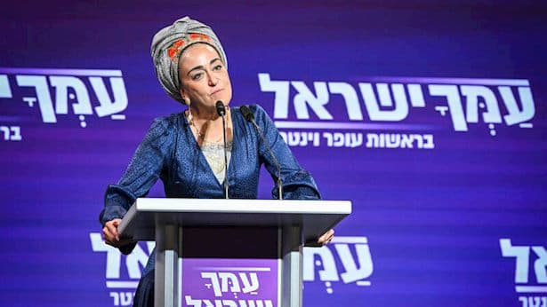 ללי דרעי: "אני אידיוטית שימושית של הקב"ה, אומרים לי בוגדת"