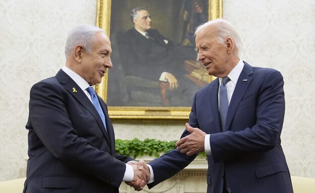 המקורב לביידן חושף: כך מנע הנשיא לשעבר מלחמה עם איראן
