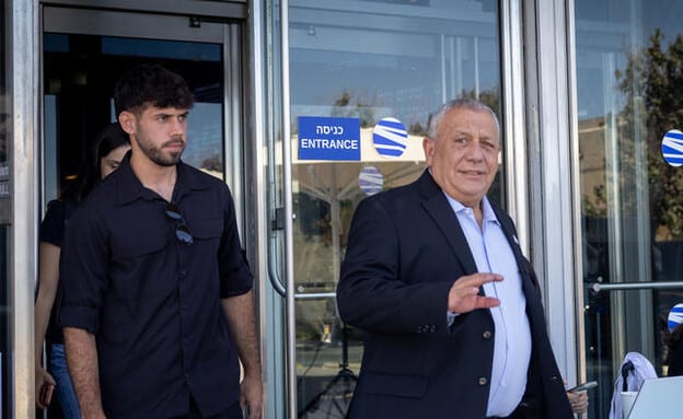 הוועדה המייעצת תמליץ לשרים לאשר אבטחה לאיזנקוט